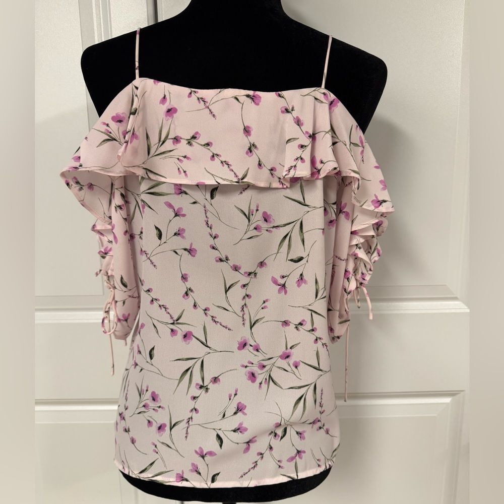 Cece Off The Shoulder Ruffle Top - Picture 4 of 6